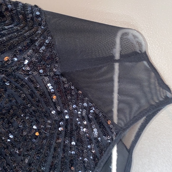 Dynamite Sequin Dress - Picture 4 of 5